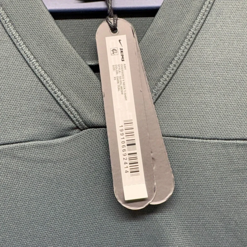 Nike new tags